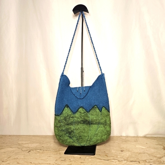 Handmade Whimsical Artisan Sheep's Wool Felted Green Blue Shoulder Bag Mongolia - Picture 1 of 7